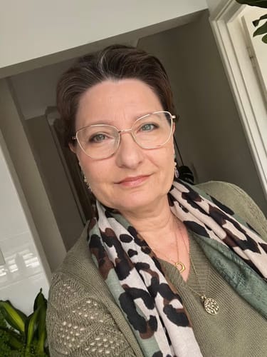 Sabine K.
